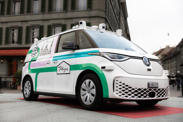 "Mathilde" the ID Buzz equipped with the LOXO autonomous driver technology that will be used for the Planzer - LOXO dynamic micro-hub